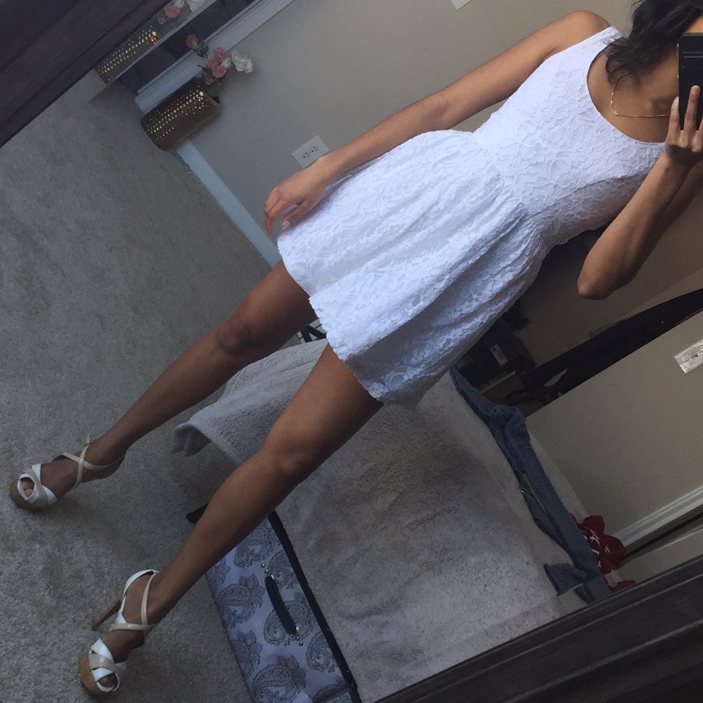 Lace dress